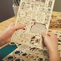 3D-Puzzle aus Holz - Armeejeep Modell ROKR MC701