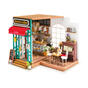 Miniature house - Simon's Coffee Shop Rolife DG109